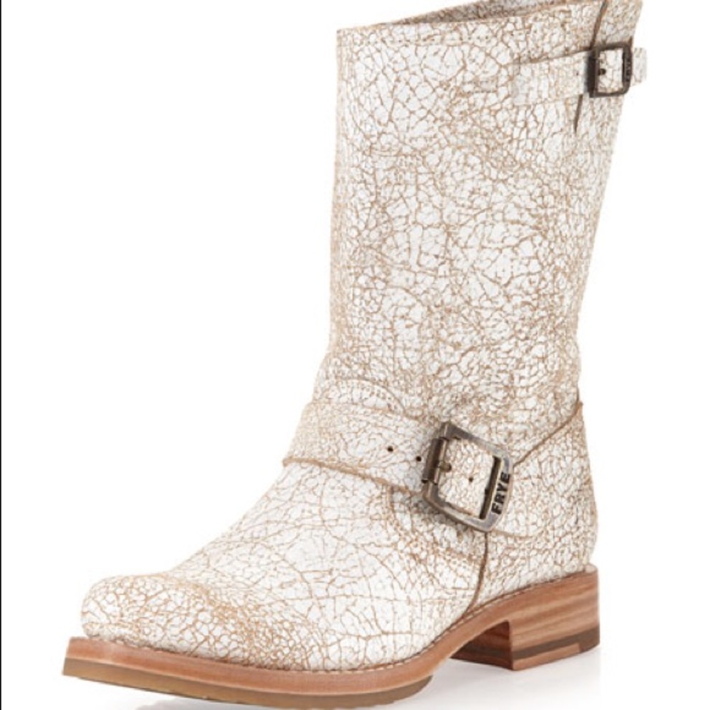 Frye Veronica Short Boot, crackle white
